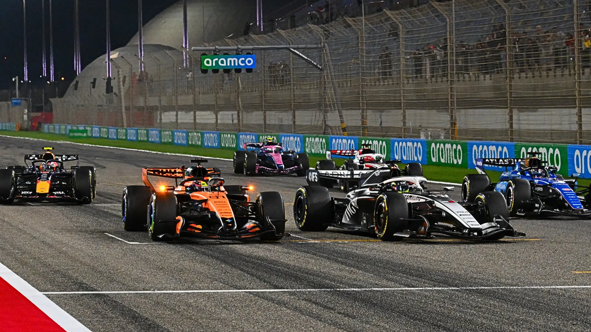 Ferrari et Mercedes en tête de la hiérarchie précoce de la F1 2026 selon McLaren - Article F1 sur PitStopInsight