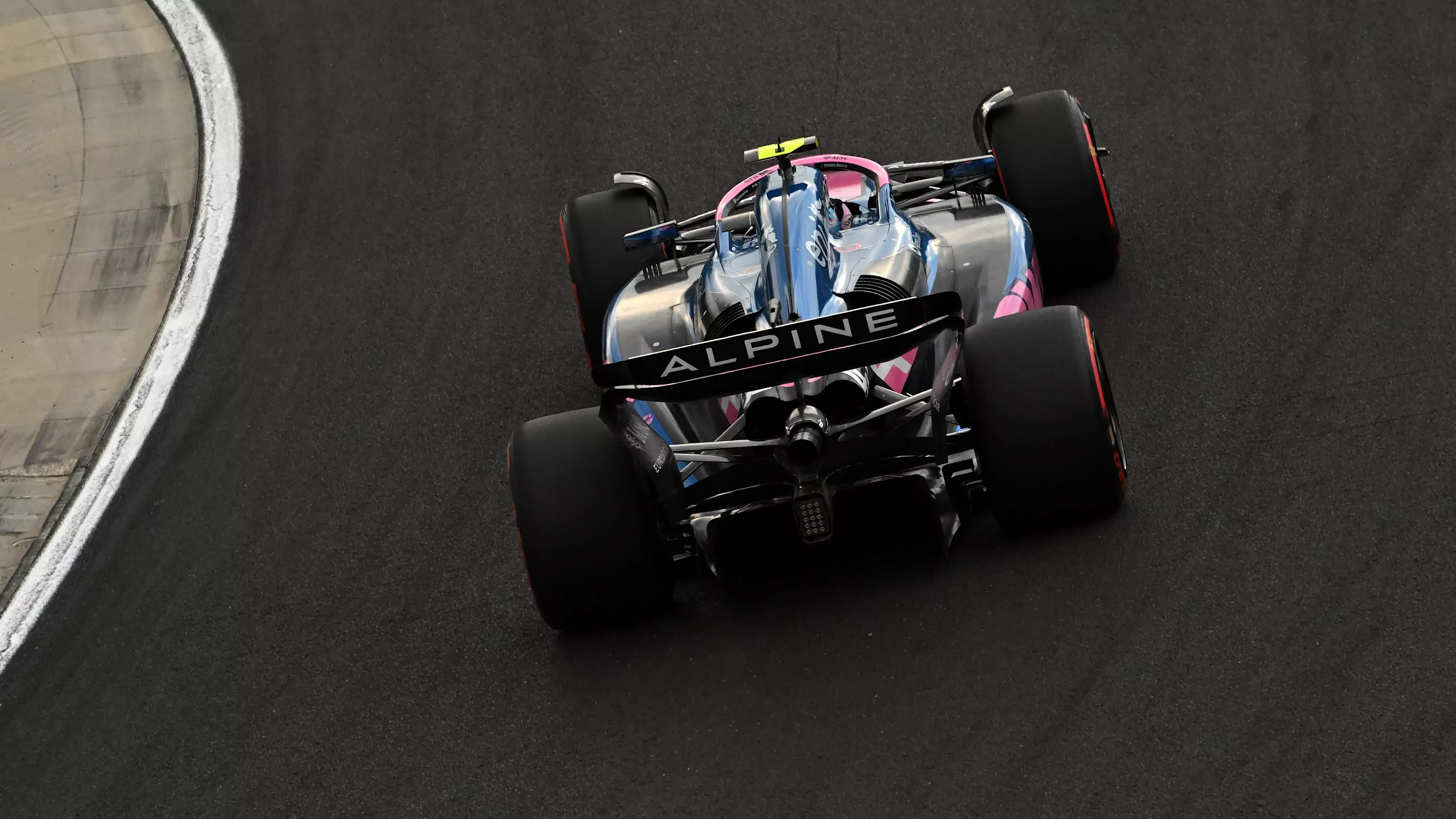 Franco Colapinto : Un crash lors du test Pirelli au Hungaroring - Article F1 sur PitStopInsight