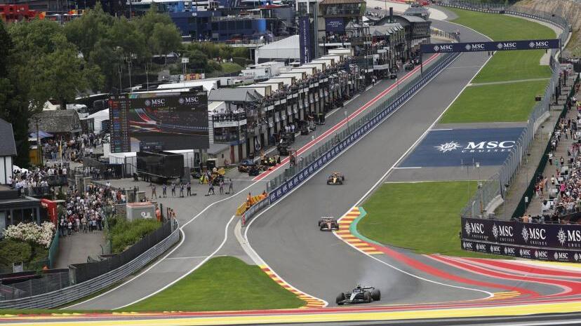 Grand Prix de Belgique retardé : La pluie paralyse Spa-Francorchamps - Article F1 sur PitStopInsight