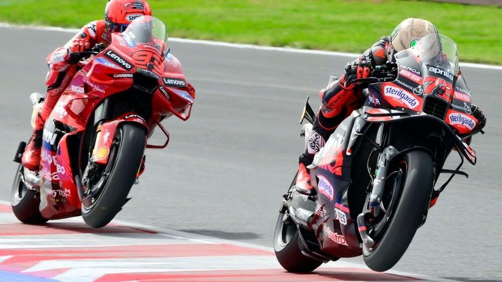 Grand Prix de San Marino Bezzecchi Marquez MotoGP: duel intense et leçon sur les pneus - Article MotoGP sur PitStopInsight