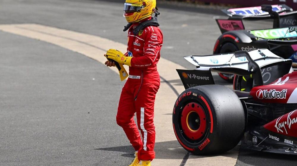 Formule 1 : Hamilton Frustré par une Qualification Difficile au Grand Prix de Grande-Bretagne - Article F1 sur PitStopInsight