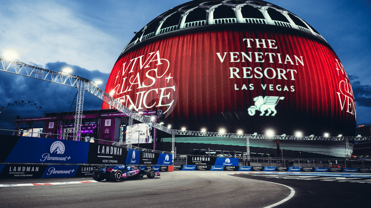 Hamilton silencieux face au cauchemar Ferrari lors du Grand Prix de Las Vegas 2025 - Article F1 sur PitStopInsight