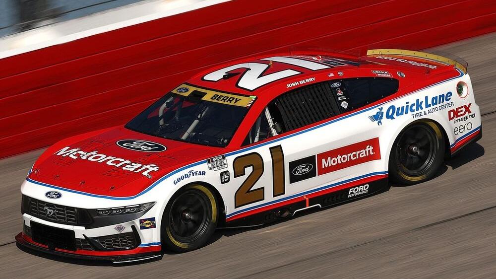 Incident majeur pour Josh Berry au départ de la NASCAR Cup à Darlington - Article NASCAR sur PitStopInsight