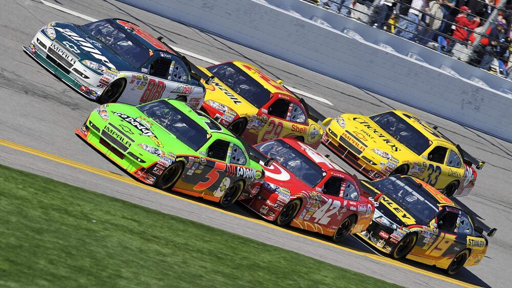 Inside The Race: Analyse post-course après la finale NASCAR Cup Phoenix 2025 - Article NASCAR sur PitStopInsight