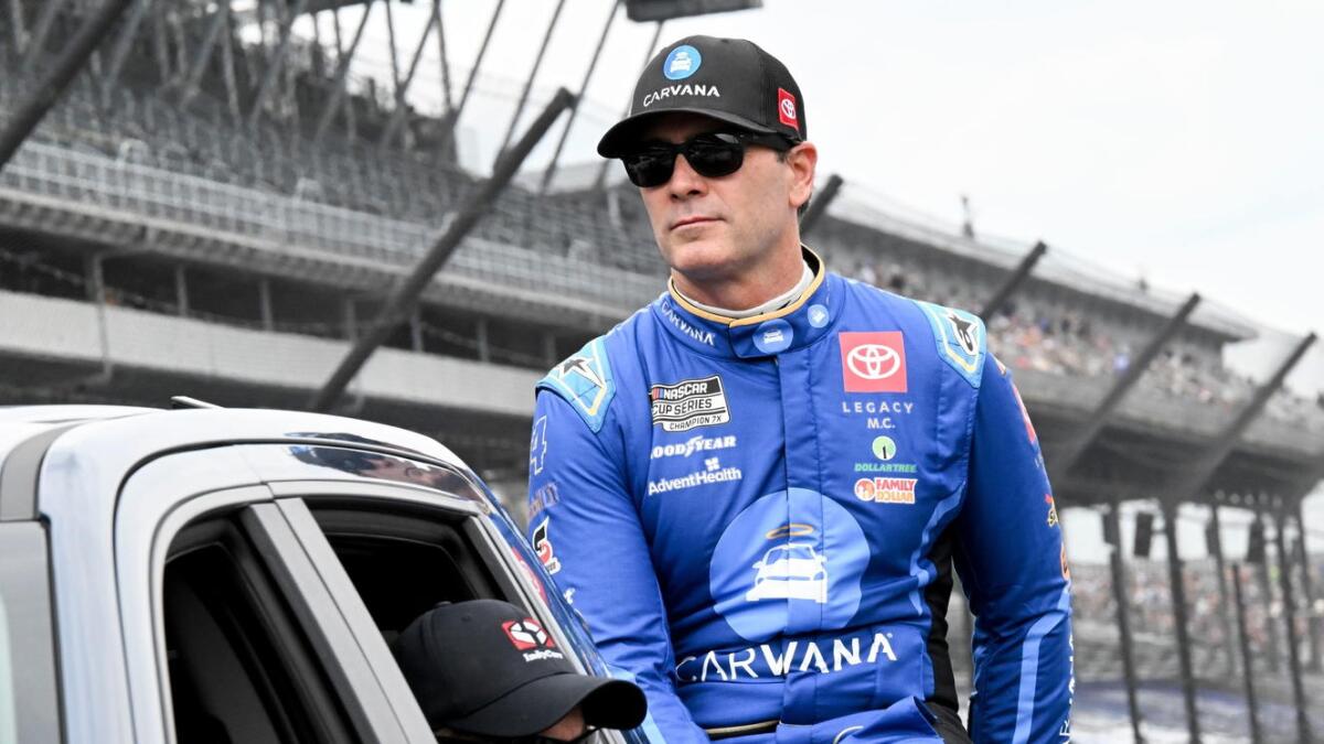 Jimmie Johnson prêt pour son premier départ en truck series depuis plus de 17 ans - Article NASCAR sur PitStopInsight