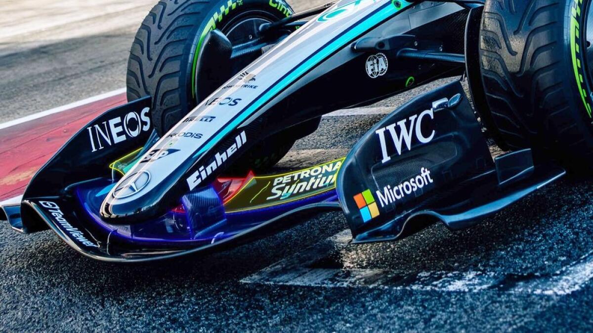 L'aileron avant unique de la Mercedes W17 révélé aux essais de Barcelone - Article F1 sur PitStopInsight