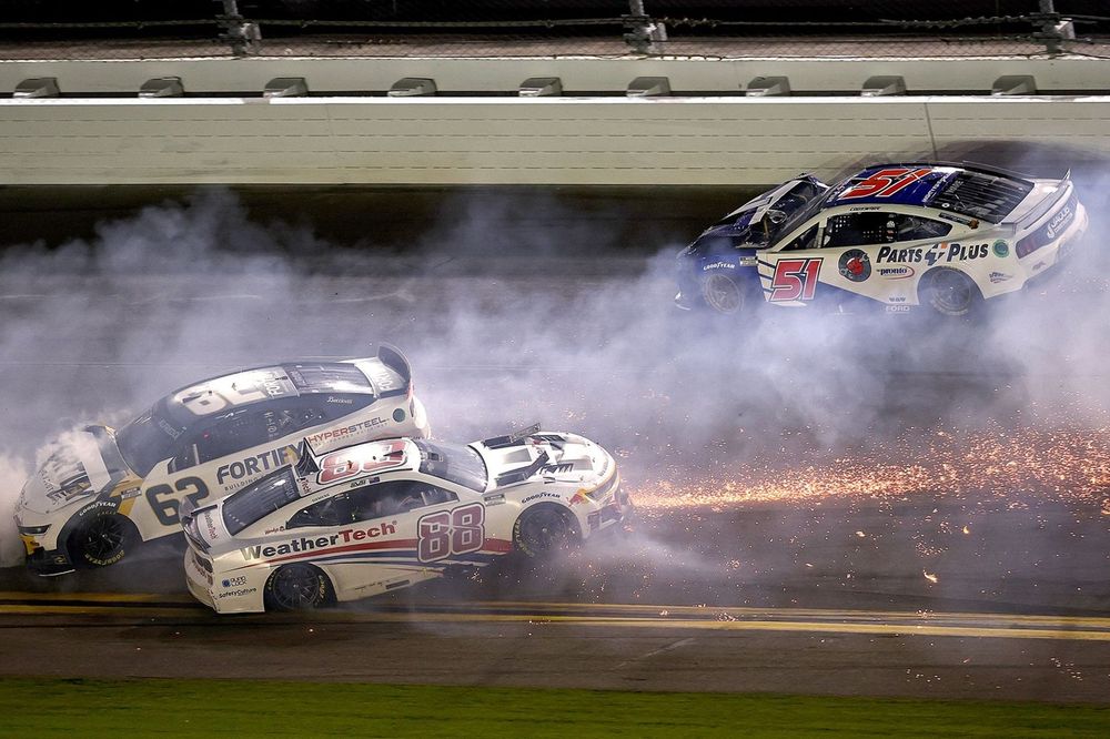 Les surprises des duels qualificatifs de la Daytona 500 2026 - Article NASCAR sur PitStopInsight