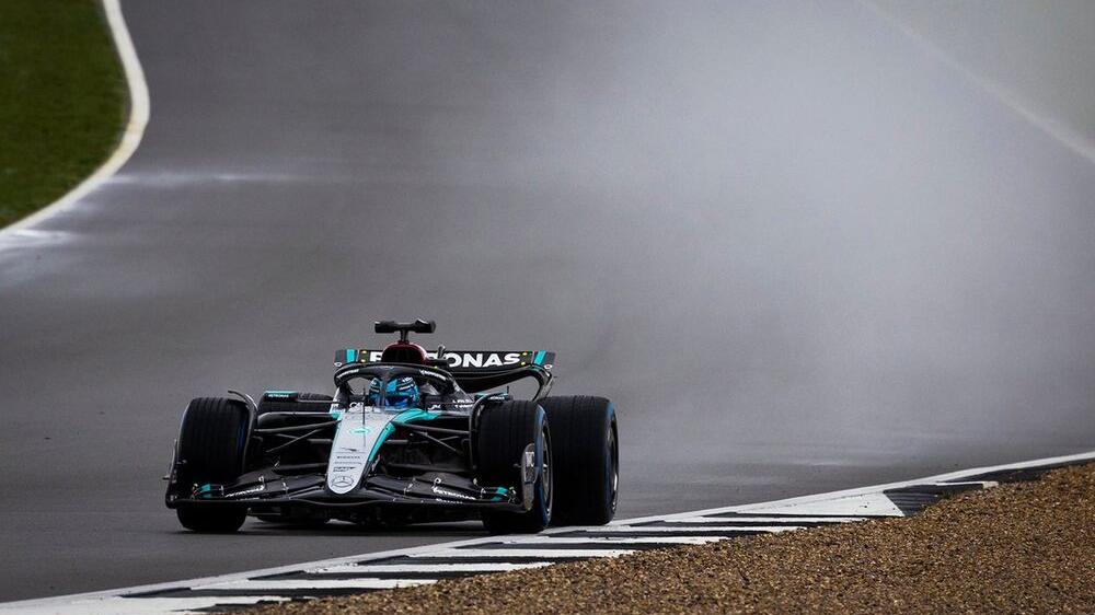 Mercedes F1 : Météo et Performance à Silverstone - Analyse de George Russell - Article F1 sur PitStopInsight