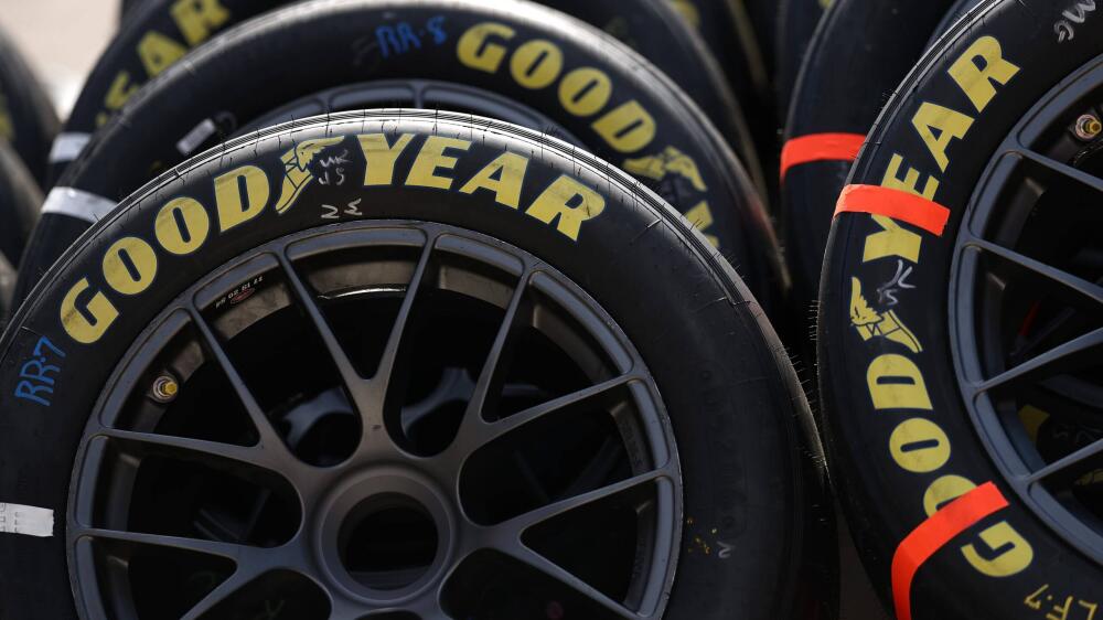 Goodyear et NASCAR testent les pneus sur Bristol pour la Cup Series 2026 - Article NASCAR sur PitStopInsight