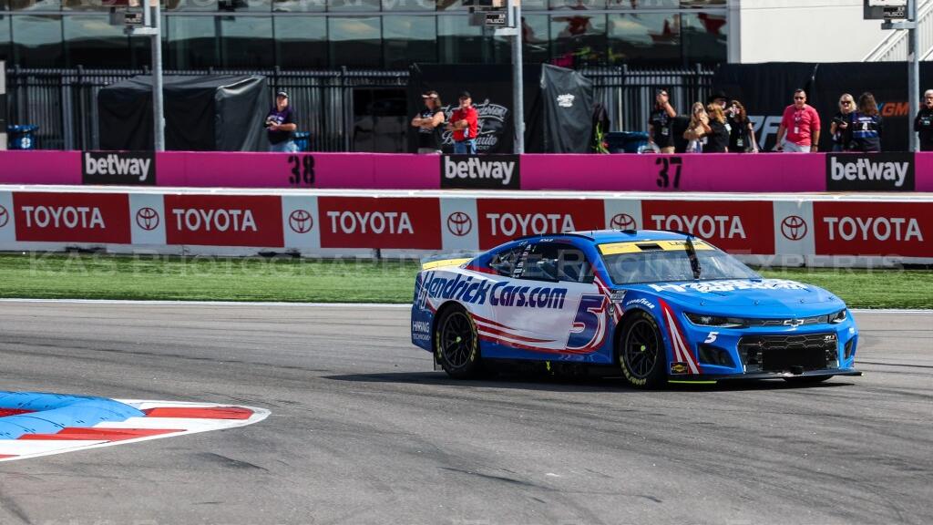 Analyse NASCAR Charlotte Roval 2025 course sur route - Article NASCAR sur PitStopInsight