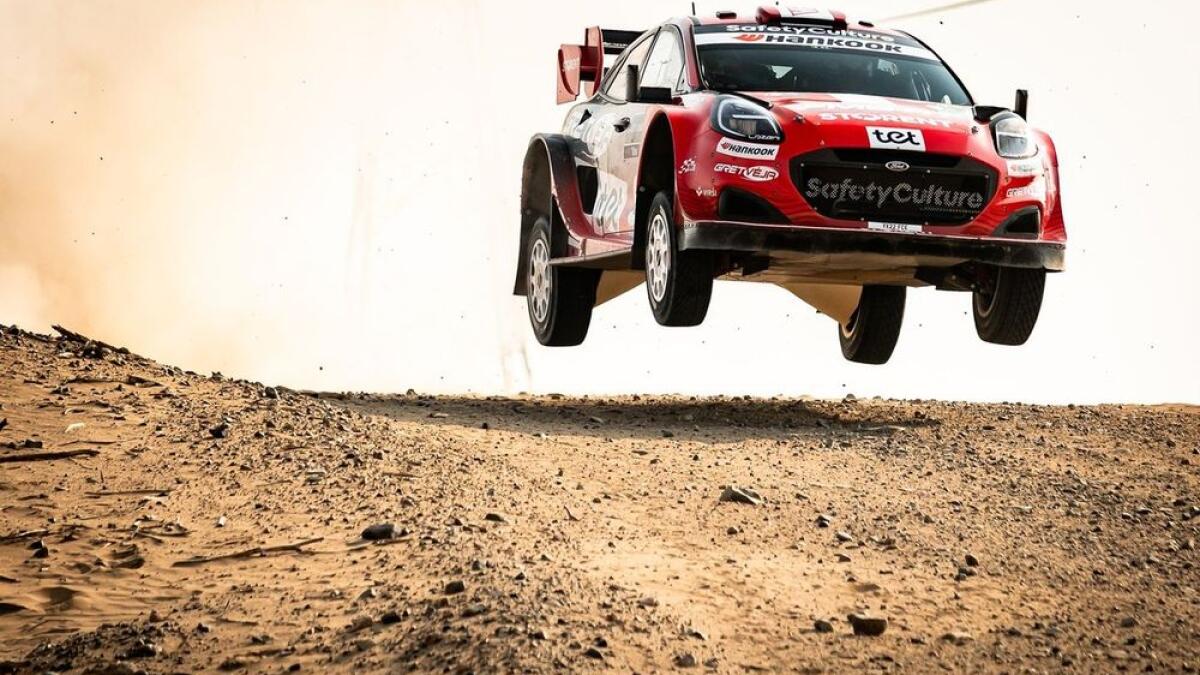 Pénalité Fourmaux qui place Sesks en tête au rallye WRC Arabie Saoudite : un retournement de situation spectaculaire - Article WRC sur PitStopInsight