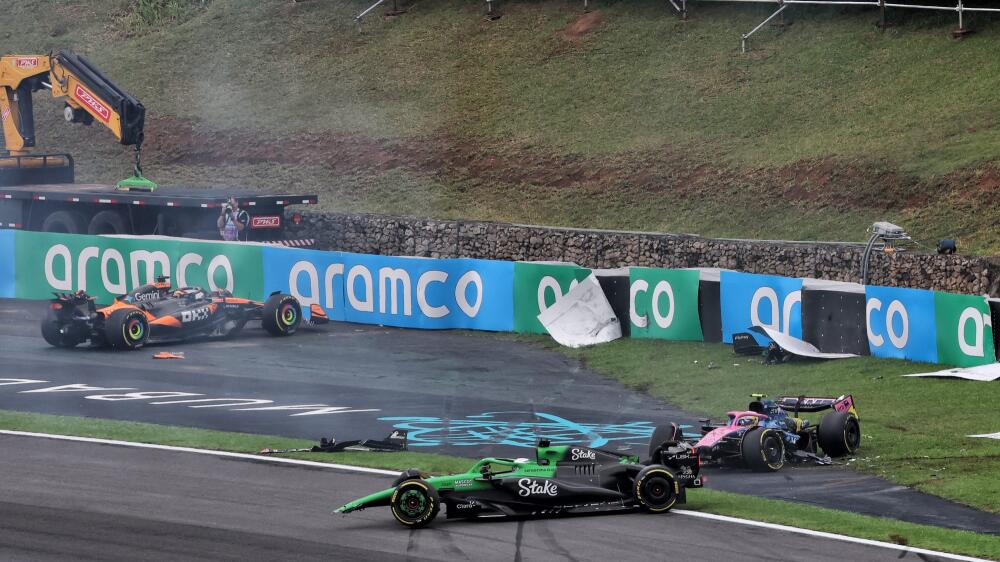 Piastri assume la faute du crash lors du sprint du GP du Brésil F1 2025 à Interlagos - Article F1 sur PitStopInsight
