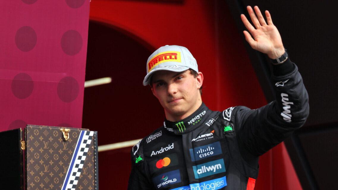 Piastri déchaîné au Grand Prix de Grande-Bretagne 2025 : La face cachée du pilote australien révélée - Article F1 sur PitStopInsight