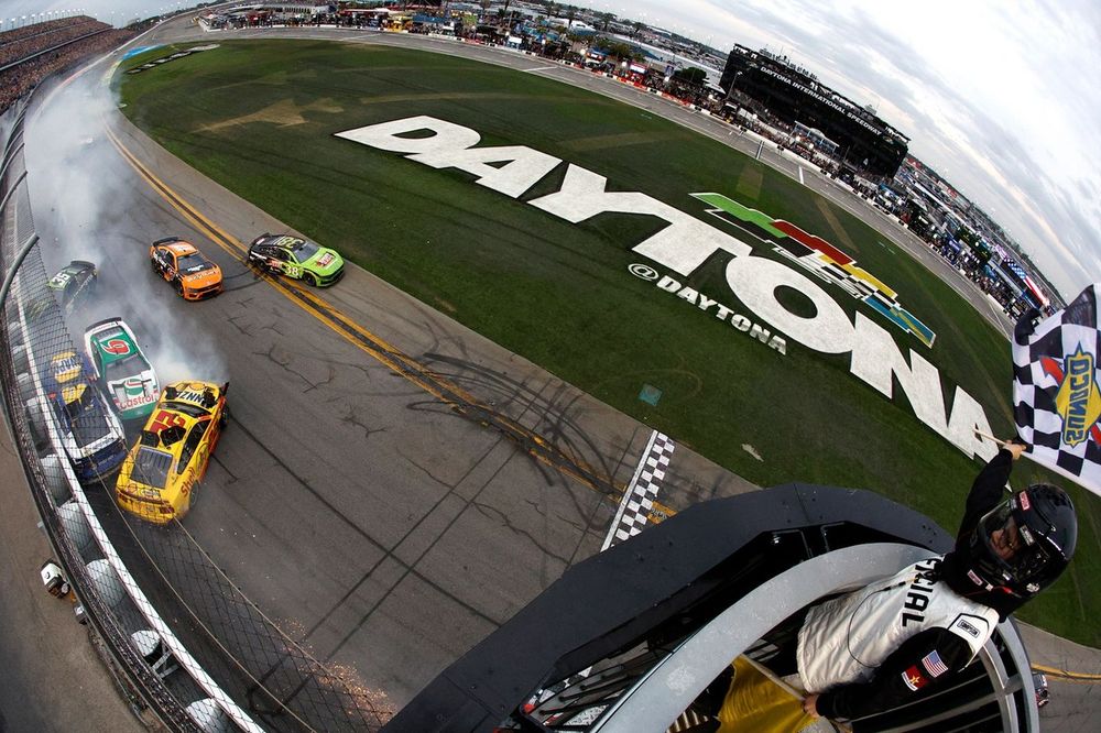 Politique des cautions NASCAR à Daytona 2026 - Article NASCAR sur PitStopInsight