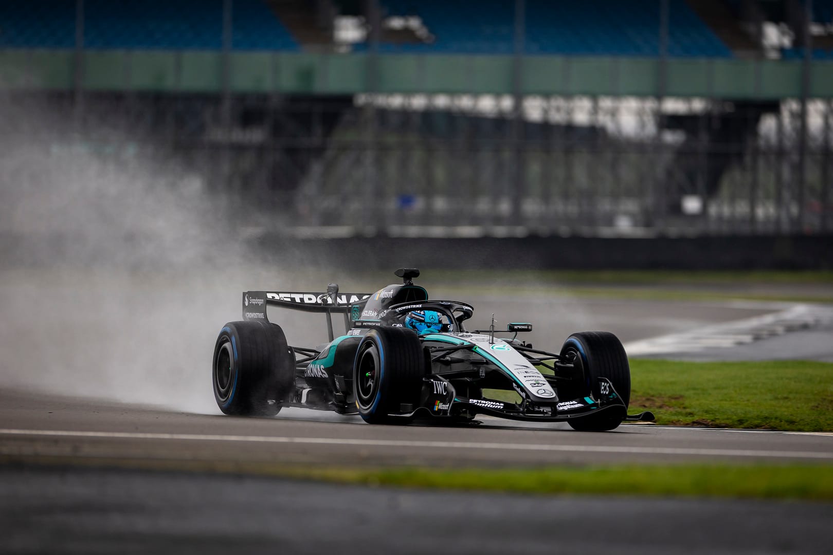 Pourquoi la pluie préoccupe les équipes en début de saison F1 2026 - Article F1 sur PitStopInsight