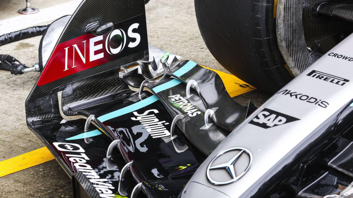 Pourquoi Mercedes a utilisé des ailes flexibles en 2025 et comment elle a réagi à la répression de la FIA - Article F1 sur PitStopInsight