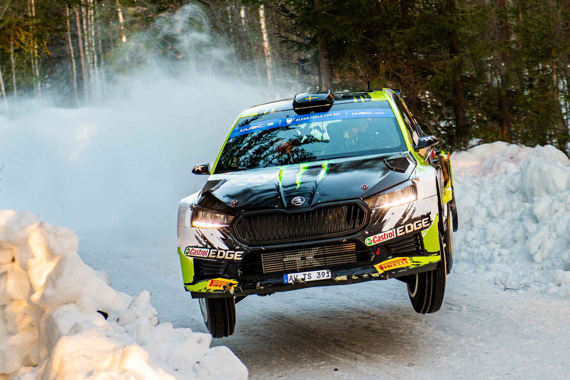 Rallye de Suède WRC : Solberg fixe le rythme et prend la tête dès l'ouverture - Article WRC sur PitStopInsight