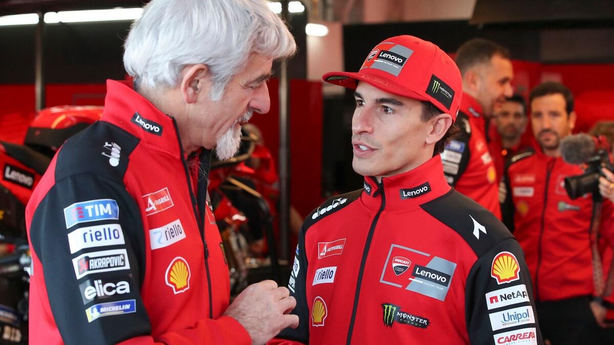 Renouvellement du contrat Marc Márquez avec Ducati MotoGP : un tournant majeur pour la saison 2025 - Article MotoGP sur PitStopInsight