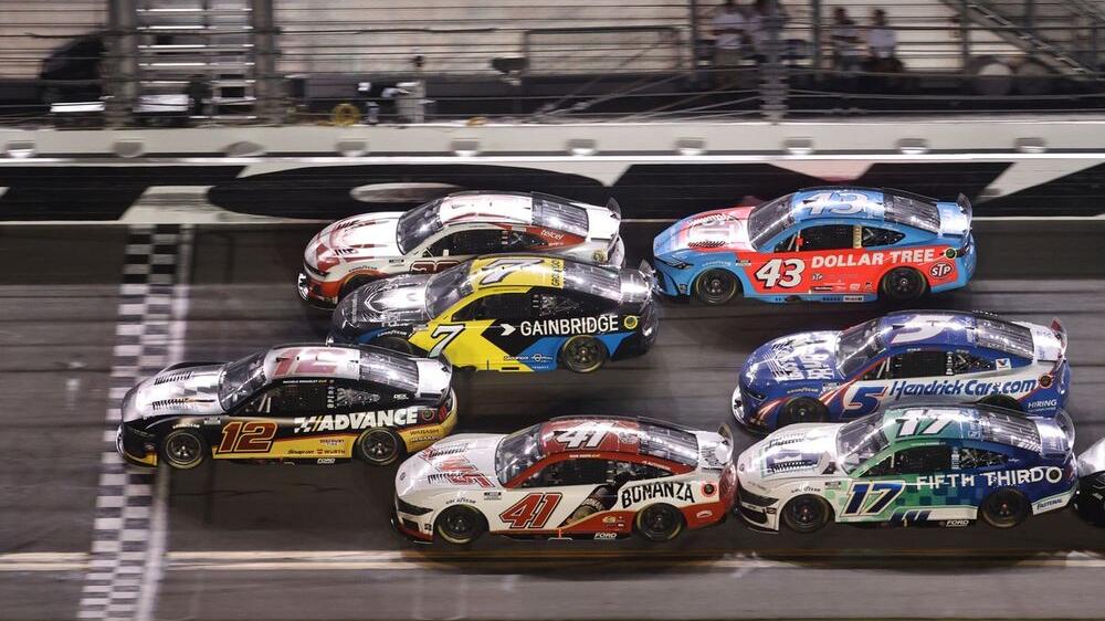 Ryan Blaney remporte la course de Daytona dans un finish chaotique - Article NASCAR sur PitStopInsight