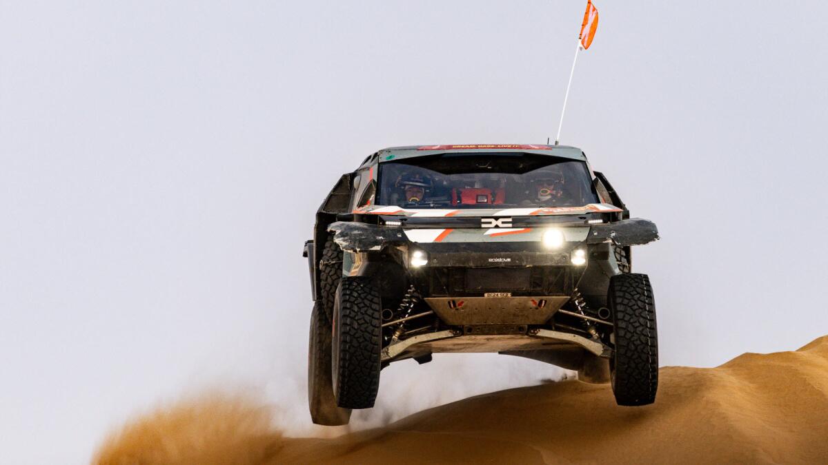 Sébastien Loeb rate le podium du Dakar 2026 pour 37 secondes - Article RallyeRaid sur PitStopInsight