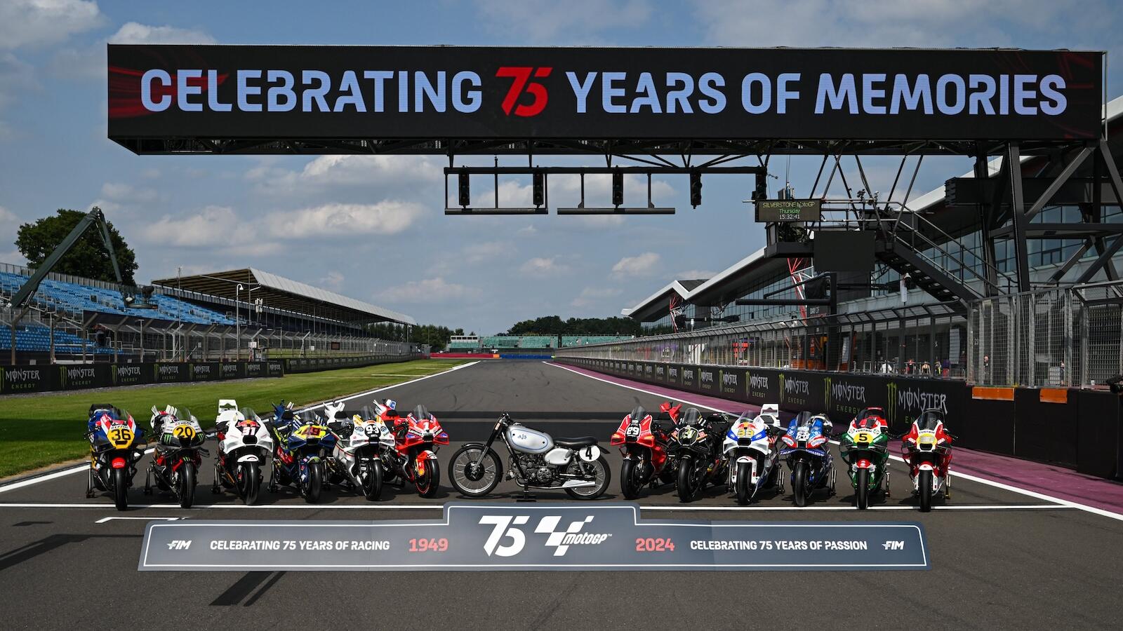 Silverstone Circuit 75 ans : Les souvenirs émouvants des fans de F1 - Article F1 sur PitStopInsight