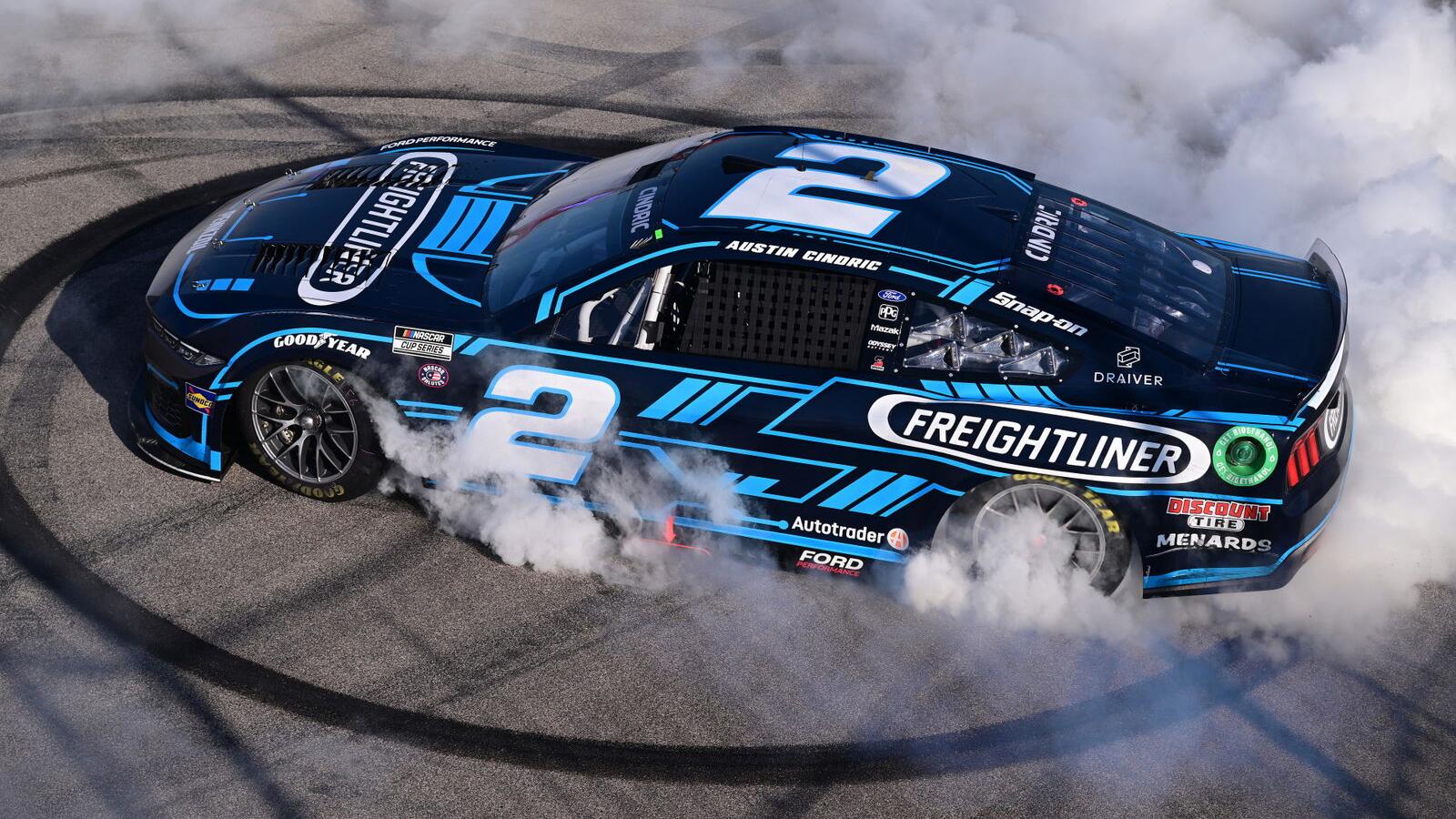 Supercars 2025 : Tickford Racing et Austin Cindric, une alliance NASCAR explosive ? - Article NASCAR sur PitStopInsight