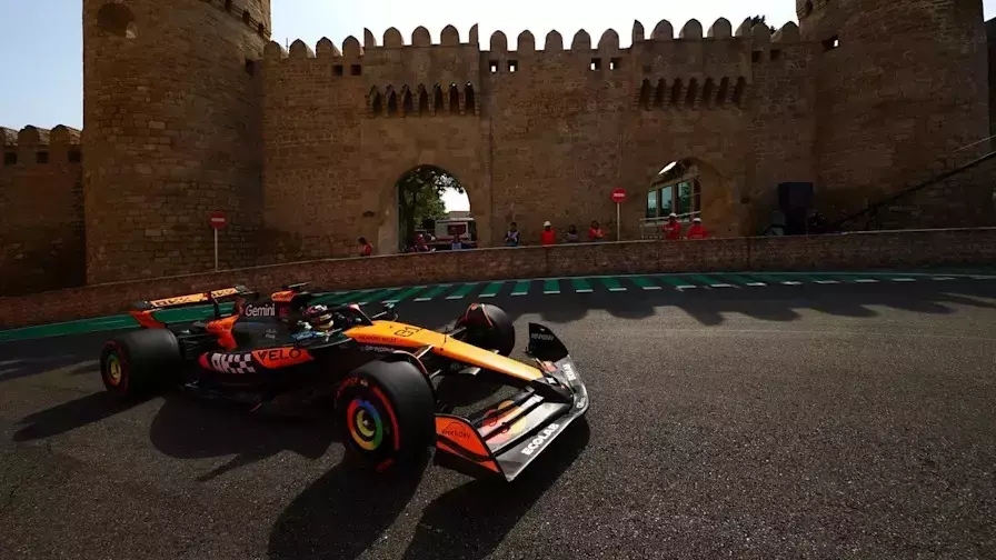 Verstappen pole Bakou – 1m41.117 sur pneus C6 en F1 - Article F1 sur PitStopInsight