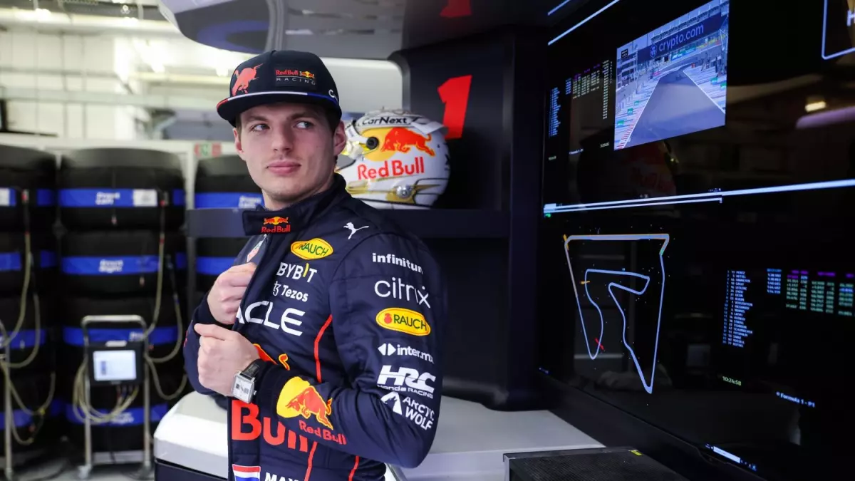Verstappen envisage une maison autour d'un simulateur de course plus grand : quand la passion du simracing redessine l'architecture - Article F1 sur PitStopInsight