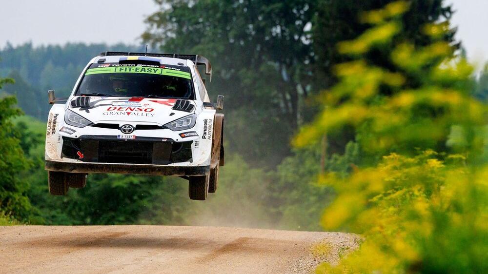 WRC rally Estonia : Oliver Solberg s'offre une victoire historique avec Toyota - Article WRC sur PitStopInsight