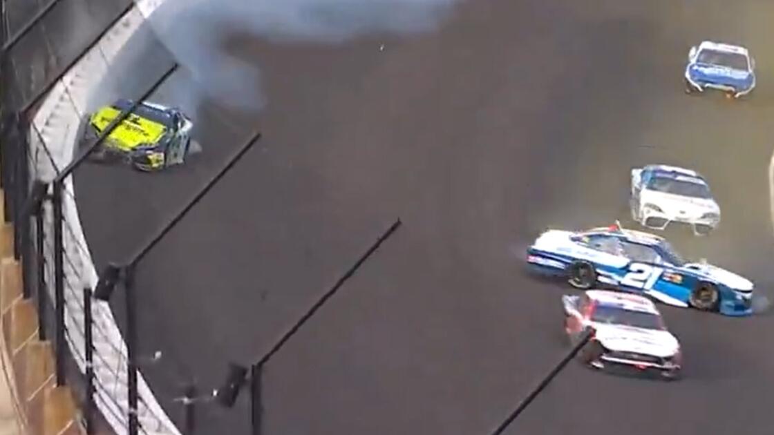 nascar-austin-hill-incident-indianapolis_2.jpg