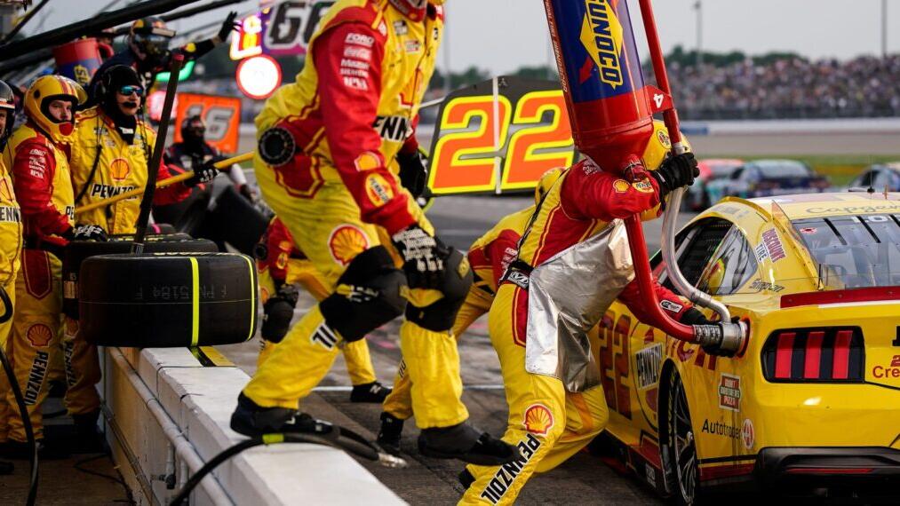 nascar-playoffs-controversy_8.jpg