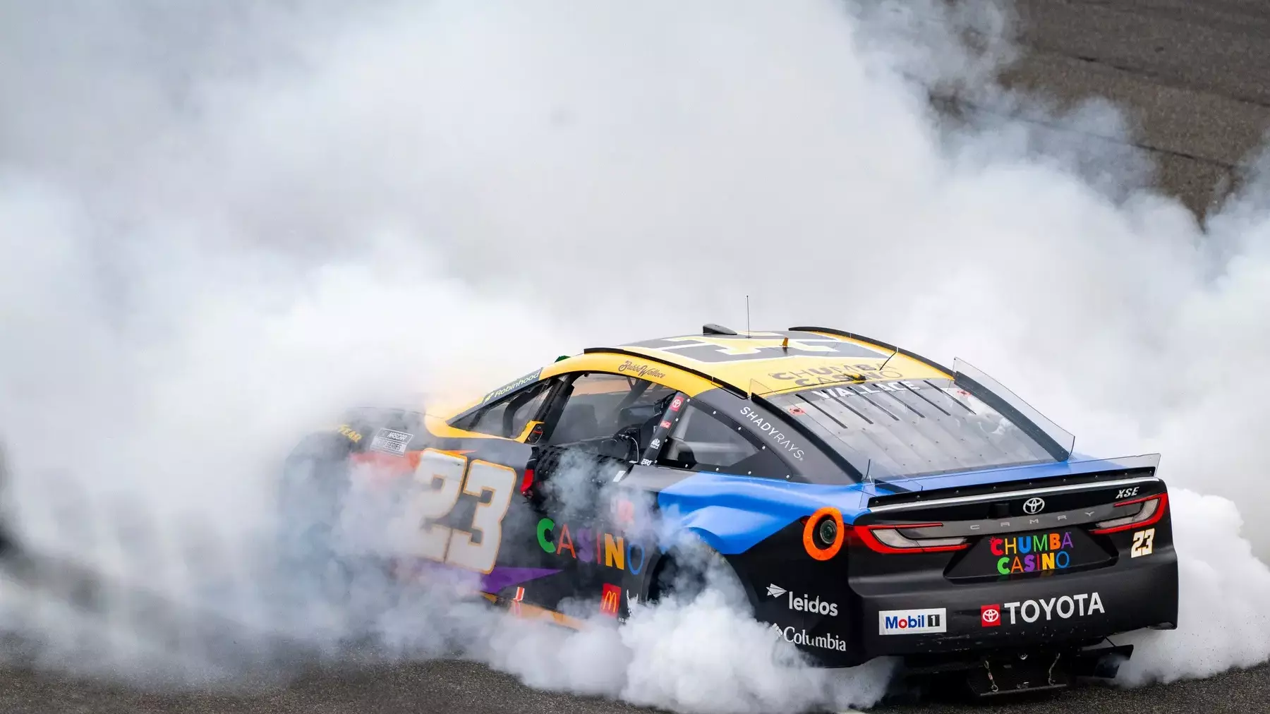 Bubba Wallace remporte le Brickyard 400, une victoire clé pour la qualification playoffs NASCAR Cup Series - Article NASCAR sur PitStopInsight