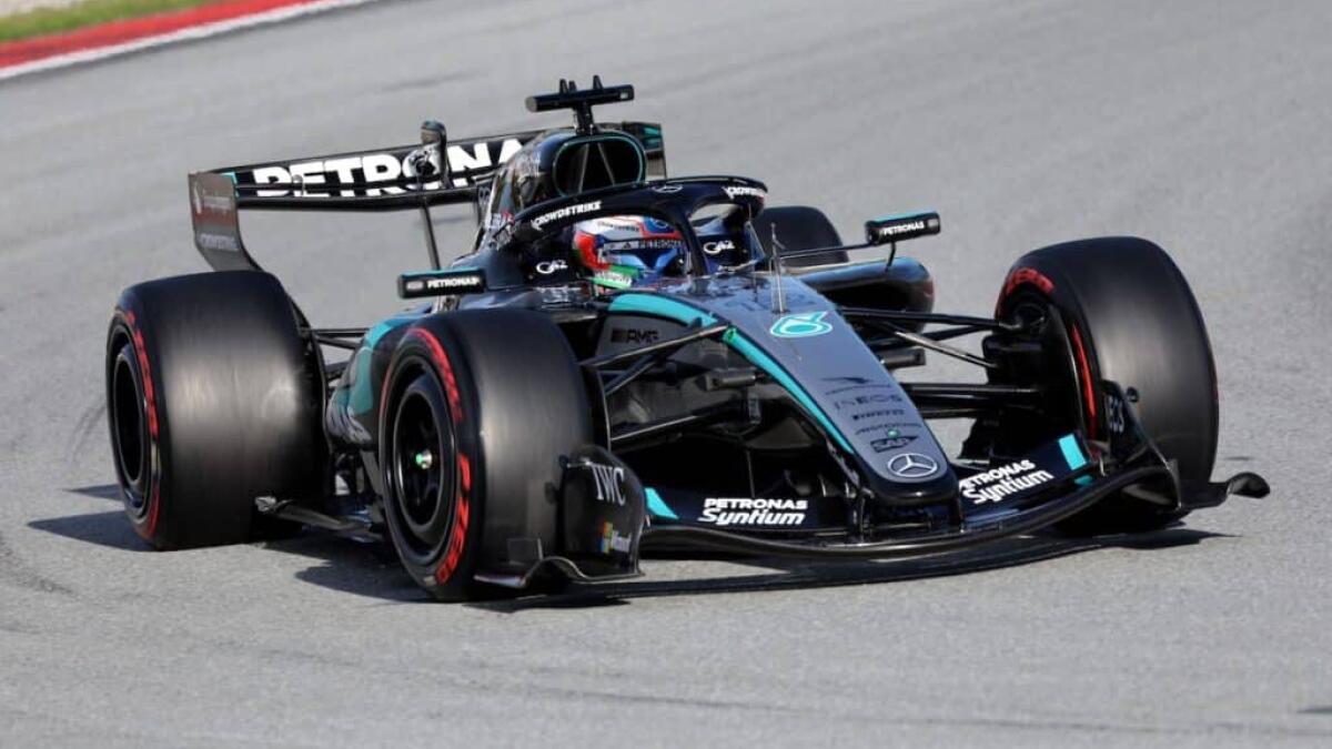 mercedes-w17-barcelona-test_0.jpg