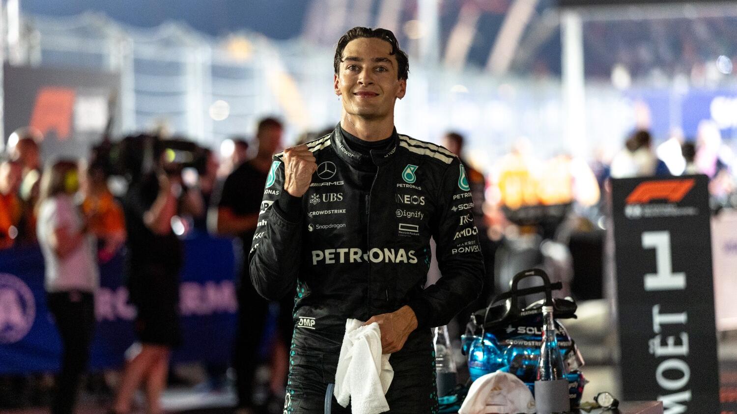 george-russell-mercedes-singapore-grand-prix-2025,-toto-wolff-contract-negotiations-2025,-formula-1-mercedes-team_0.jpg