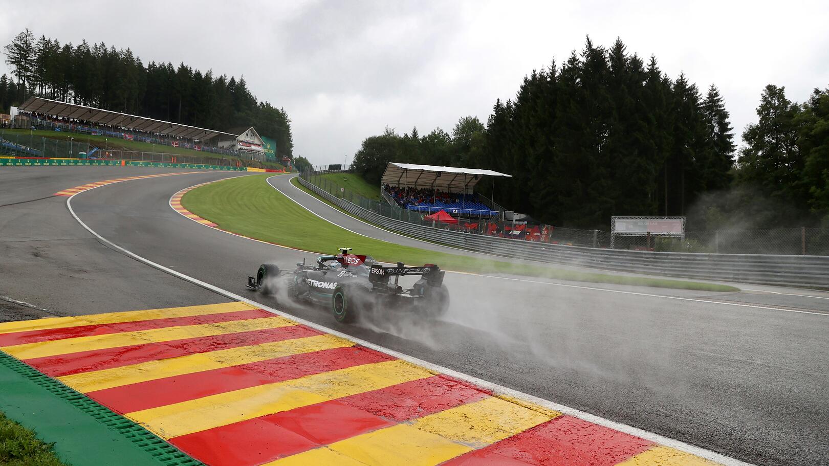 formule-1-grand-prix-de-belgique-pluie-spa-francorchamps_3.jpg