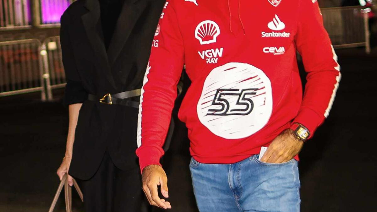 Carlos Sainz et Rebecca Donaldson : la relation qui fait parler la F1 - Article F1 sur PitStopInsight