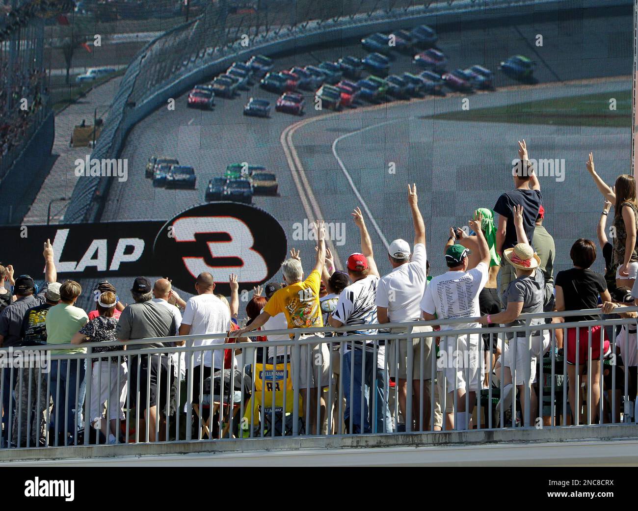 daytona-500-tribute-dale-earnhardt_0.jpg