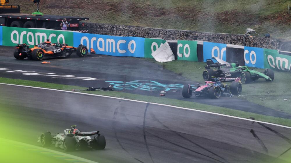 oscar-piastri-crash-interlagos-sprint-2025_1.jpg