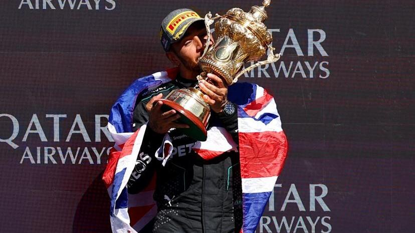 lewis-hamilton-silverstone_0.jpg