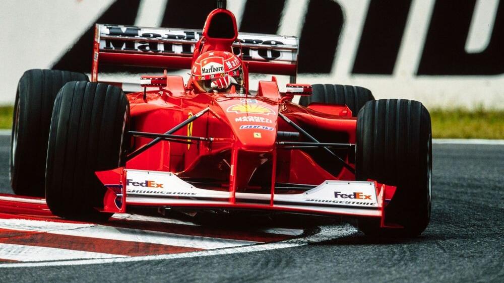 michael-schumacher-ferrari-2000_0.jpg