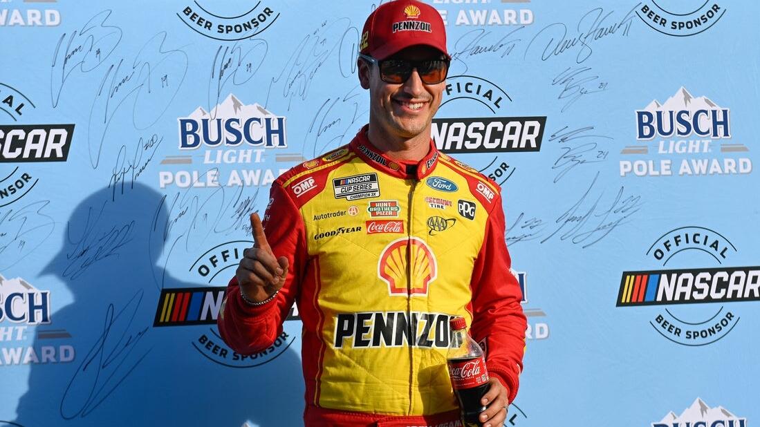 joey-logano-nascar-pole-position-new-hampshire-motor-speedway-local-fans-hometown_0.jpg