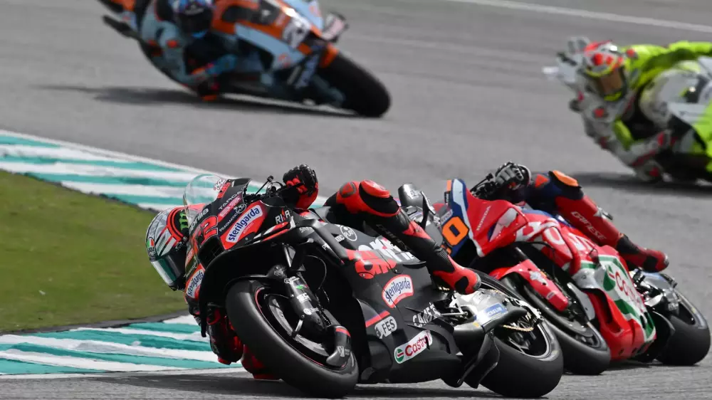 ktm-vs-aprilia-sepang-motogp_0.webp