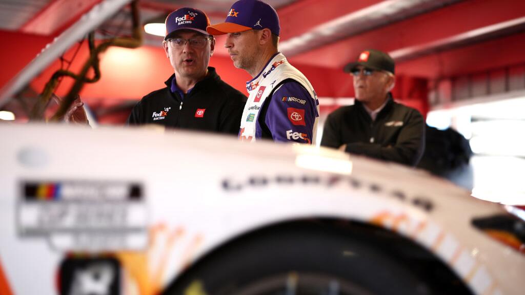 joe-gibbs-racing-no11-crew-chief-transition-hamlin-gayle-phoenix_0.jpg