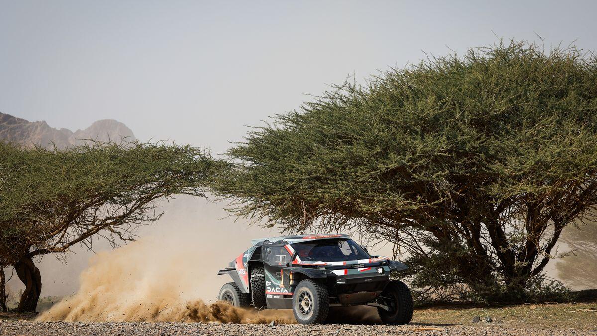 loeb-dakar-2026-puncture-frustration_0.jpg