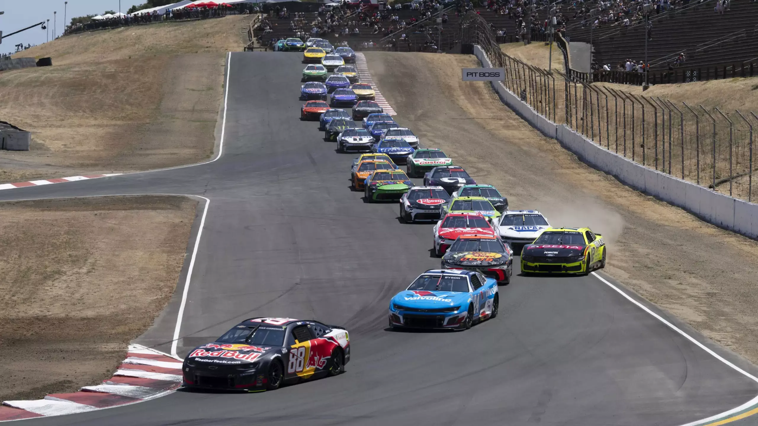 shane-van-gisbergen-nascar-sonoma-victoire-2025_0.webp