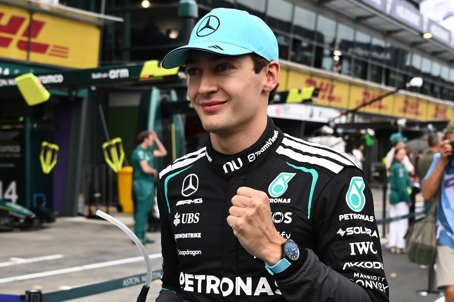 George Russell signe la pole au GP d'Australie 2026 avec une marge impressionnante - Article F1 en vedette sur PitStopInsight
