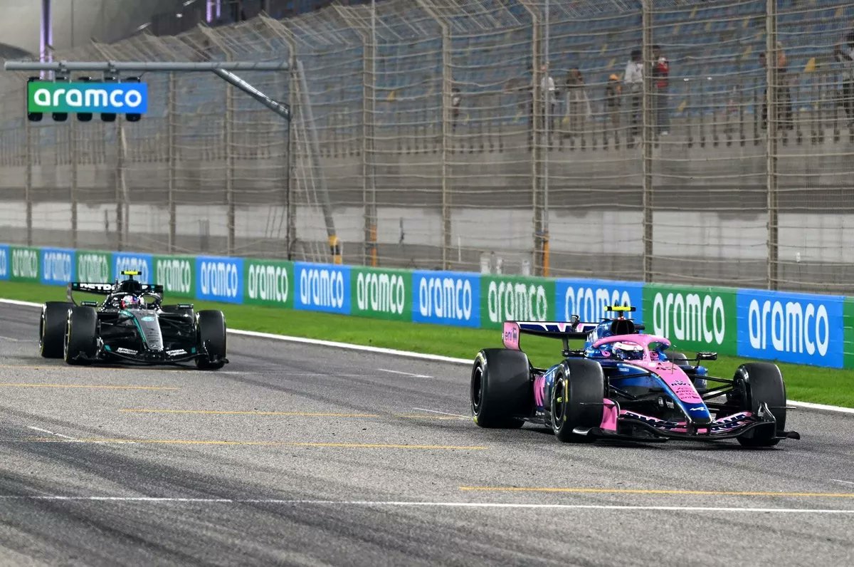 Briatore confirme l'intérêt de Mercedes pour 24 % d'Alpine F1 - Article F1 en vedette sur PitStopInsight