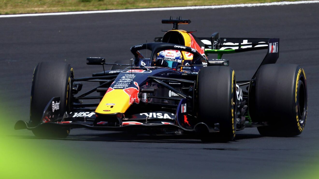 Verstappen éliminé en Q2 au Grand Prix du Japon - Article F1 en vedette sur PitStopInsight