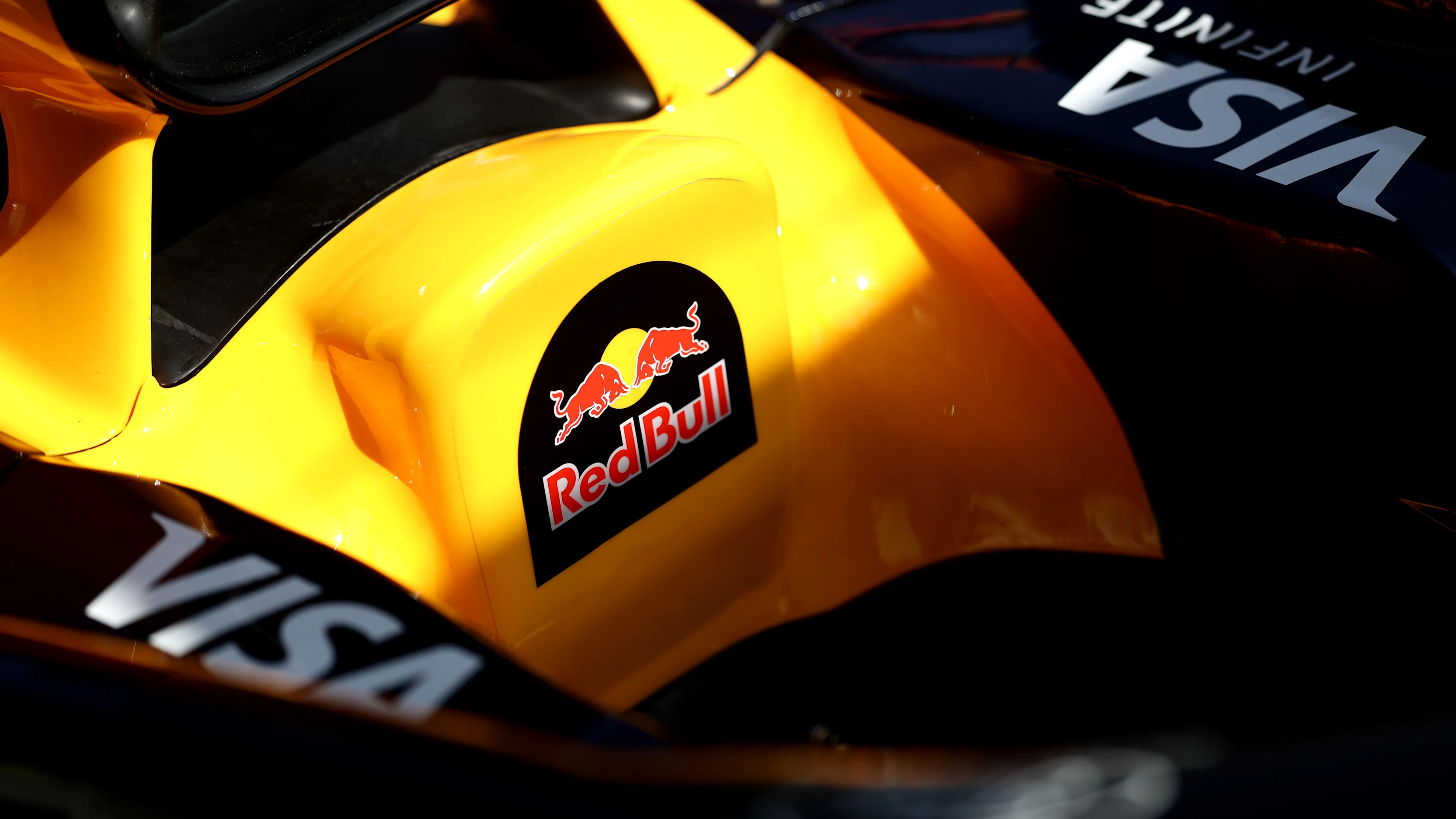 Red Bull restructure son département technique en pleine saison 2026 - Article F1 en vedette sur PitStopInsight
