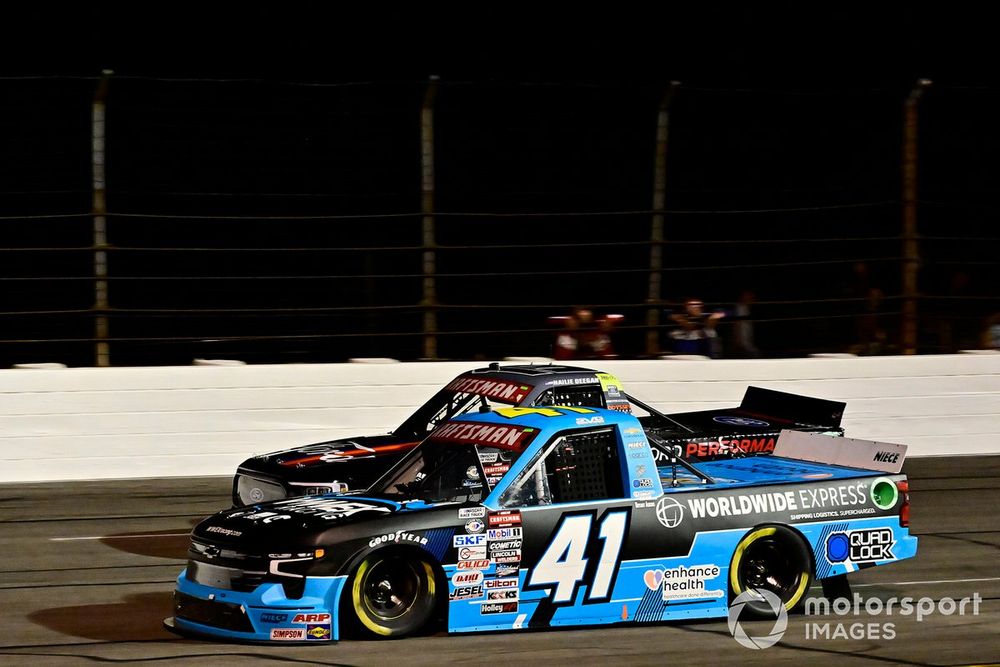 Shane van Gisbergen pilotera le camion n°4 de Niece Motorsports à Watkins Glen - Article Nascar en vedette sur PitStopInsight